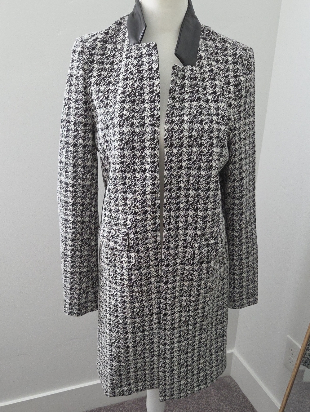 Ellen Tracy Black and White Tweed Topper Coat with Contrast Collar